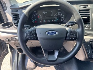 Furgoneta de Carga Ford Transit T-250 2025 Usada en Buen Estado, Certificada y Limpia, Techo Bajo de 148 Pulgadas, 9070 GVWR, Tracción Trasera - Product Image 2