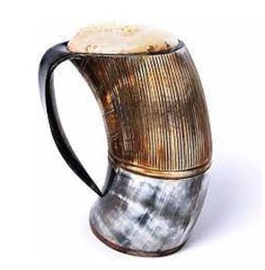 Meilleures tasses en corne naturelle faites à la main pour boire de l'hydromel et de la bière avec un design rustique unique et une finition polie pour les cadeaux - Product Image 1