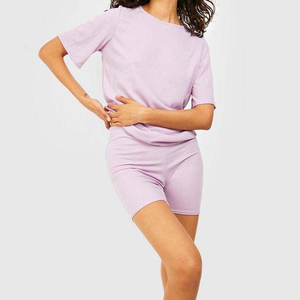 Ensemble d'été pour femmes conçu pour les vacances et la plage en utilisant un tissu doux et élégant design simple Ensemble d'été pour femmes - Product Image 6
