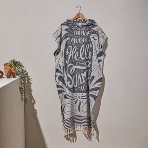 Poncho de change à capuche pour adulte Hello Summer, imprimé, 100% coton - Product Image 6