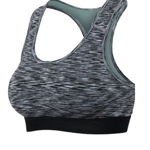 Vente chaude Soutien-gorge de sport pour femmes de haute qualité 2 pièces Shorts Logo personnalisé Grande taille Cordon de serrage Respirant Solide Léger OEM - Product Image 4