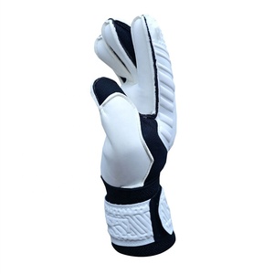 Gants de gardien de but de football de qualité supérieure, couleur personnalisable, gants de gardien de but avec contact Letax sur la paume et impression en silicone sur le dos de la main - Product Image 5