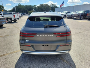 COCHE LHD/RHD 2023 Genesis GV70 AWD electrificado - Product Image 6