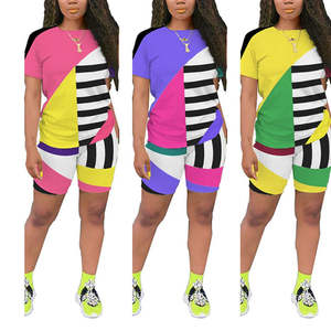 ชุดเซ็ตเสื้อยืดคอกลมสีอ่อนระบายอากาศได้ดีและกางเกงขาสั้นสำหรับผู้หญิง  ชุดลำลองแฟชั่นลายพิมพ์สีพื้นสำหรับฤดูใบไม้ร่วง - Product Image 5