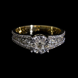 แหวนหมั้นกลมสีทอง14K สุดหรูพร้อมเพชรธรรมชาติแบบง่ามและตั้งค่าช่องเพื่อความสง่างามเปล่งปลั่ง - Product Image 1