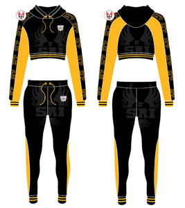 Survêtement Sigma Gamma Rho brodé pour femmes, coupe ajustée |   Costume sur mesure brodé pour femmes de la sororité SGR, style grec ajusté - Product Image 4