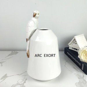 Design de luxe Vases à fleurs en laiton blanc Meilleure vente Pots et Vases de décoration de grandes fleurs antiques faits à la main au prix le plus bas - Product Image 3