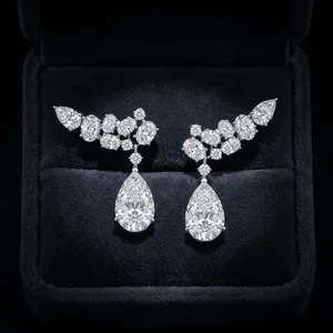 Boucles d'oreilles pendantes style climber en or blanc 18 carats avec pierres latérales, diamant de laboratoire taille poire, certifié IGI, cadeau de mariage pour femme - Product Image 1