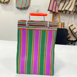 Sac de courses à double anse en nylon recyclé tissé à la main traditionnel indien, rayé, écologique, sac de marché portable, grand format - Product Image 1