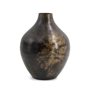 Stylish vintage-inspired wrought iron flower <b>vases</b> with unique floral <b>engravings</b> for high-end wedding and party decor - Product Image 6