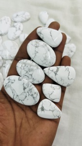 Lote al por mayor de cabujón de howlita natural 100%, piedras preciosas sueltas curativas suaves, opciones de tamaño de alambre de cristal personalizado disponibles - Product Image 4