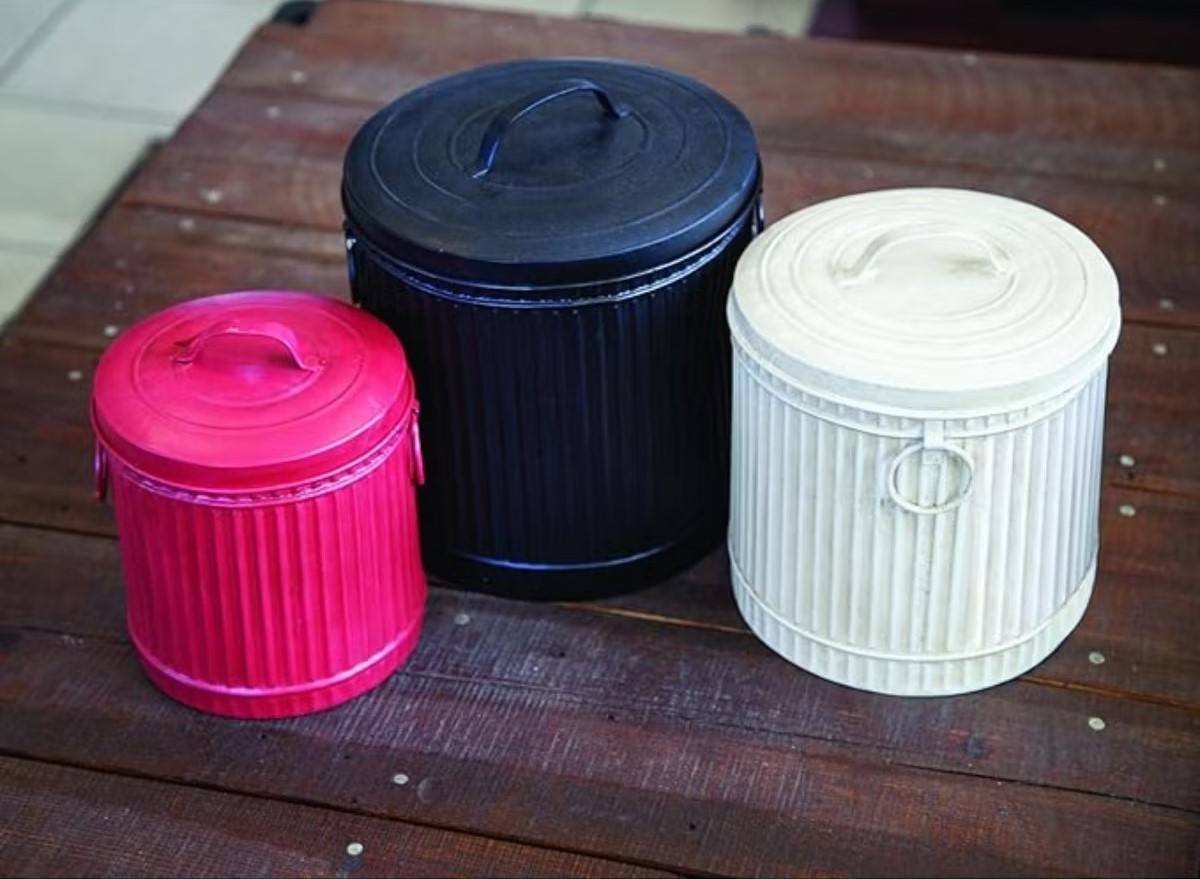 สีชมพูสีขาว &amp; สีดำ