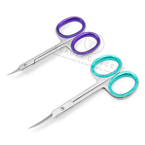 Tijeras de Manicura Sostenibles con Hoja Curva Chapada en Oro, Afiladas para Recortar Uñas y Cejas, para Diestros, Duraderas, para Cutículas, Uñas de los Dedos y de los Pies - Product Image 5