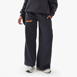 2025 nouveauté 100% coton femmes pantalons de survêtement personnalisé sérigraphié Logo poids lourd couleur unie évasé dames dentelle hiver - Product Image 1