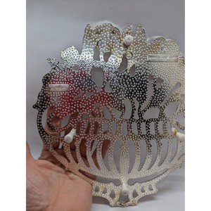 ขาตั้งสามขาโลหะสำหรับตกแต่งเครื่องครัวทันสมัยที่มีเอกลักษณ์เสื่อและแผ่นรองภาชนะ - Product Image 2