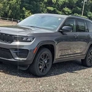 NUEVO MODELO Automático de Alta Gama 2025 Grand Cherokee Laredos S.U.V. - Product Image 1