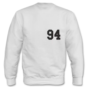เสื้อสเวตเชิ้ตคอกลมสีขาวสำหรับผู้ชาย พิมพ์ลาย 94 ด้านหน้า ทรงปกติ สวมใส่สบาย ผ้าถัก ผ้าฝ้าย สำหรับใส่ในฤดูใบไม้ร่วง - Product Image 1
