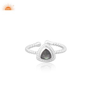 Attrayant Labradorite Trillion Cut Gemstone Birthstone Chaque occasion Bague faite à la main sur mesure Fabrication de bijoux à la main - Product Image 2