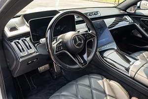 MERCEDES-MAYBACH S580 4MATIC SEDAN 2024 USADO CON VOLANTE A LA IZQUIERDA/DERECHA - Product Image 3