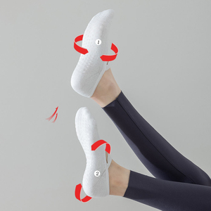 Calcetines de yoga antideslizantes de color caramelo, puños de 5 dedos de Punto ligero para deportes de verano, aula, barco, trampolín, personalizado temprano 2025 - Product Image 4