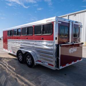 Remolque para Ganado de 30 pies, 3 Pisos, Usado, Limpio, Modelo 2025, Estándar Austriaco, Disponible para la Venta en Grandes Cantidades - Product Image 2