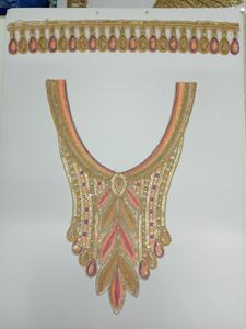 Collier de soutien médical léger pour le cou avec rembourrage en mousse respirante Collier de cou en mousse PU réglable pour la fixation cervicale - Product Image 2