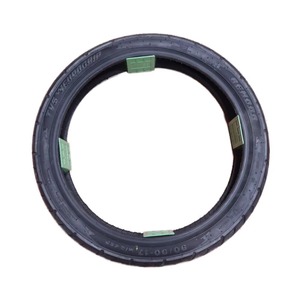 Véritable Qualité TVS Marque 2 Wheeler Tire 90-90-17 Taille Remora Motorcycle Tire New Condition Disponible à la Vente au Prix - Product Image 1