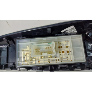 PANEL DE BOTONES DELANTERO DERECHO NISSAN Juke Series (F16) 254116PA1A HR16DE (19>) - Product Image 3