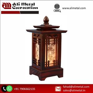 Vente en gros de lanterne en bois léger de la meilleure qualité Accessoires d'éclairage de Noël exclusifs Offre Spéciale - Product Image 4