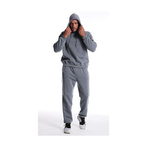 Chándal de color gris, todas las tallas disponibles, chándal de hombre de tallas americanas y europeas, venta de la mejor calidad, hecho a medida por Pakistán - Product Image 5