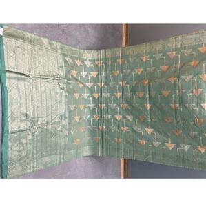Sari en coton Ikkat tissé à la main de qualité supérieure, vêtement ethnique indien traditionnel pour femmes, décontracté, toutes saisons, séchage rapide - Product Image 3