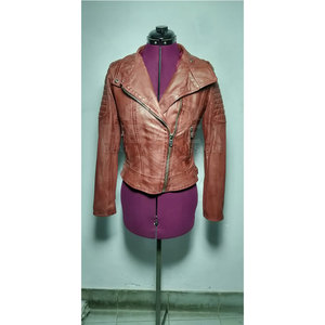 Chaqueta con cremallera de piel de oveja auténtica para mujer de alta calidad al por mayor para la temporada de otoño e invierno - Product Image 4