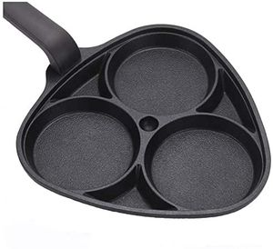 Poêle à frire à 3 œufs en fonte de vente chaude avec manche en bois Plats et casseroles de cuisson directs d'usine - Product Image 1