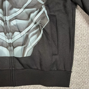 Sudaderas con capucha y cremallera completa personalizables para hombres y adultos, diseño de gran tamaño para la máxima comodidad, impresión por sublimación hecha de poliéster de manga completa - Product Image 3