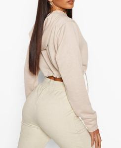 เสื้อฮู้ดครอปท็อปผู้หญิงสำหรับฤดูหนาว พิมพ์ลายตามสั่ง ขายส่ง ผลิตตามแบบ OEM แขนยาว ผ้าฟลีซ 100% ผ้าฝ้าย เป็นมิตรกับสิ่งแวดล้อม แห้งเร็ว - Product Image 3