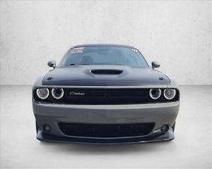 Dodge Challenger T/A Plus Coupé RWD d'occasion de bonne qualité, modèle 2017 - Prêt à être expédié - Product Image 5