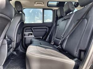 2020 Land Rov er Defender - Product Image 4