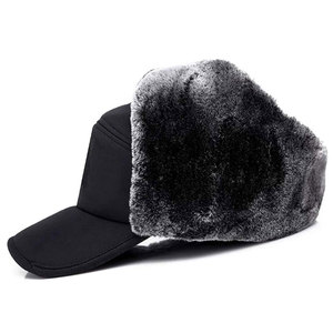 Bonnets en cuir véritable de haute qualité en gros taille personnalisée motif imprimé meilleurs accessoires d'hiver personnalisés - Product Image 1