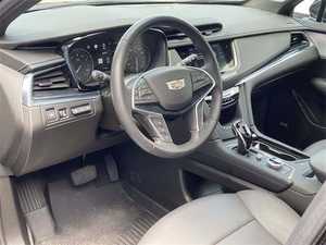 USADO 2024 XT5 Premium Luxury AWD Volante a la Izquierda Interior Oscuro Asientos de Cuero Neumáticos R19 Automático - Product Image 6