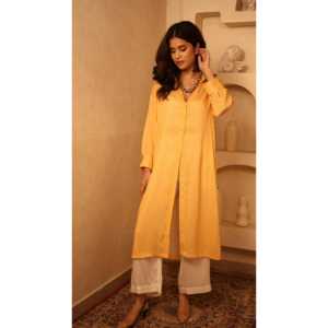 Conjunto Coordinado de Tela Oxford con Rayas Amarillas Ámbar y Color Marfil para Mujer, Decoración con Botones, 100% Algodón, Transpirable, Ideal para la Temporada de Primavera - Product Image 1