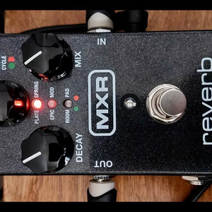 Pedal de Efectos para Guitarra JIM DUNLOP MXR M300 Reverb, Fabricado en EE. UU. con Hierro y ABS - Product Image 4