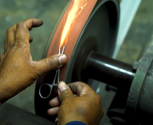 Fórceps de Extracción Dental Pediátrica con Patrón Inglés, Acero Inoxidable, Manual, Certificado MOL, Instrumento Médico Quirúrgico - Product Image 5