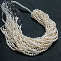 Perles en vrac couleur blanche naturelle perle d'eau douce en gros brin de perles d'eau de mer traditionnelles pour la fabrication de bijoux