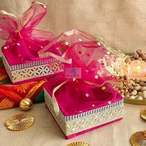 Cestas de embalaje de regalo Bandejas Shagun Cestas de regalo de boda para invitación de boda Essentials de novia India Haldi Mehandi Ceremonia - Product Image 5