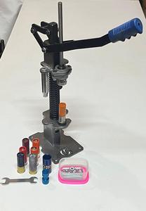 Shot Shell Hull Resizer Shell Holder y Crimper Todo en uno Calibre 12 - Product Image 6