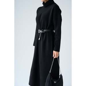 ชุดเดรสคอเต่าสีดำพร้อมเข็มขัด - Product Image 4