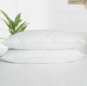 Almohadas de Plumas de Ganso Blanco de Calidad de Hotel, Paquete de 2, Tamaño Queen o King - Product Image 2