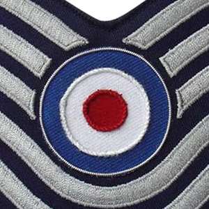 Uniforme scolaire personnalisé de haute qualité avec badge brodé cousu, vêtement en tissu provenant de fabricants compétents - Product Image 5