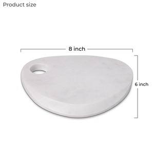 Tabla de cortar de mármol blanco completo en forma elegante Bandeja de corte de diseñador elegante para preparación de alimentos de cocina y uso de mesa moderno - Product Image 2