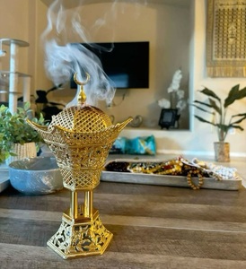 Brûleur Bakhoor en laiton islamique avec pinces à socle en forme de croissant et d'étoile pour le Ramadan - Product Image 5